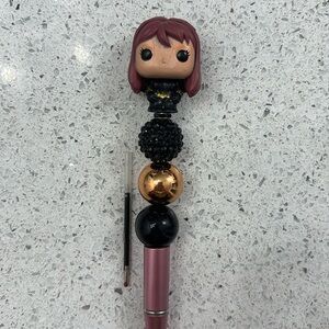 Black Widow Pen with ink refill